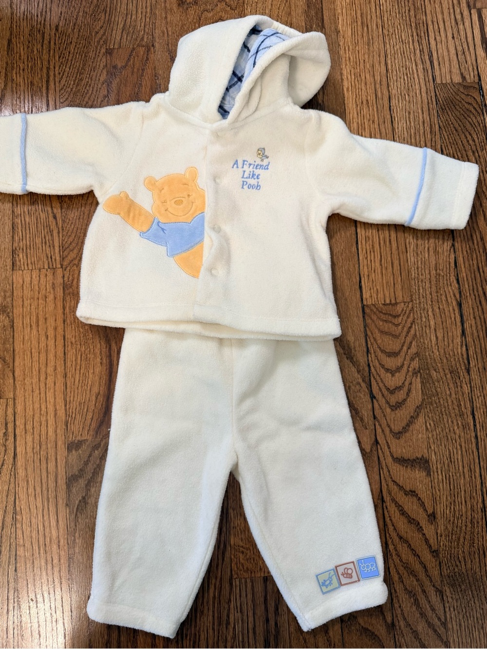 Vintage Winnie the Pooh Cream Hooded Baby Set